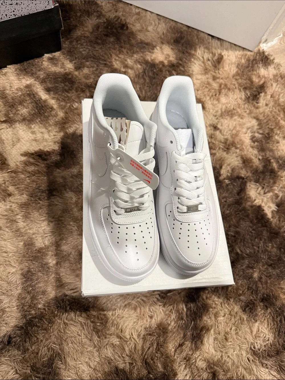 Nike classic silhouette